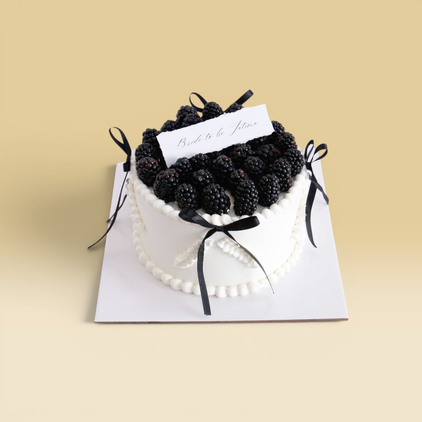 Blackberry & Letter — Gift Cake