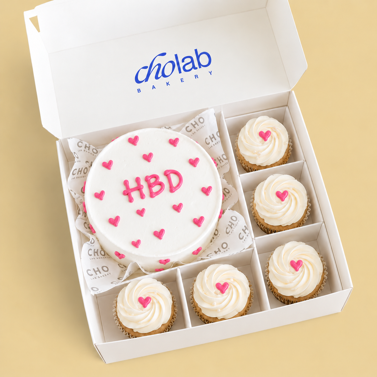 Pink Birthday Hearts — Mini Cake with Five Cupcakes