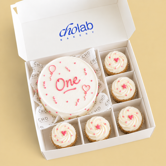 One — Pink — Mini Cake with Five Cupcakes