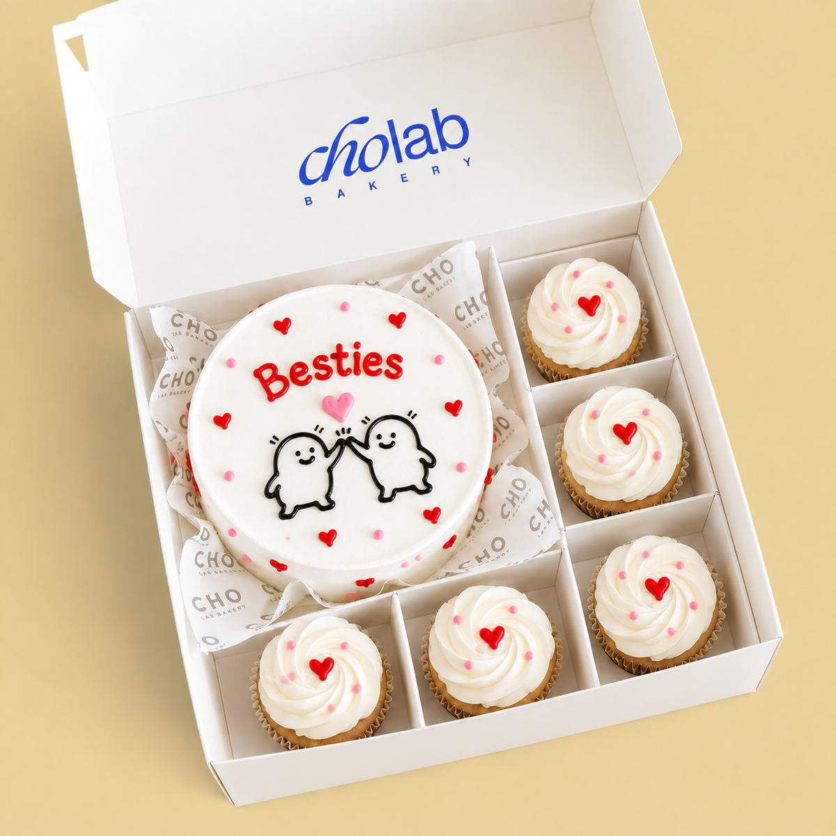 Besties — Mini Cake with Five Cupcakes
